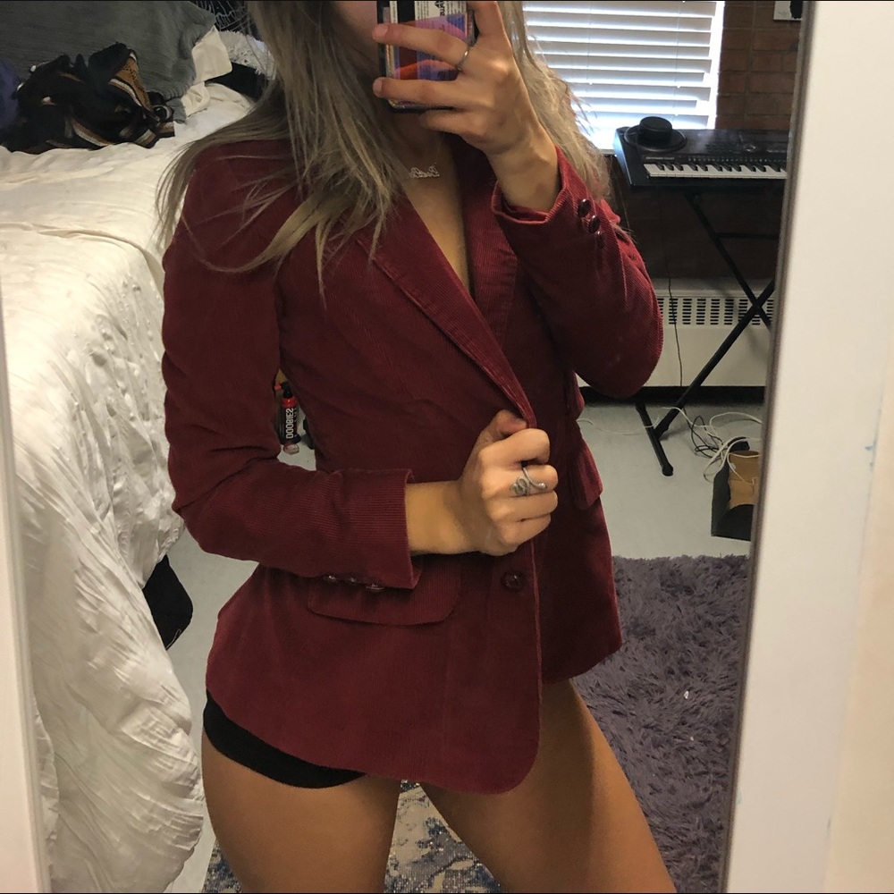 JH COLLECTION red blazer size small